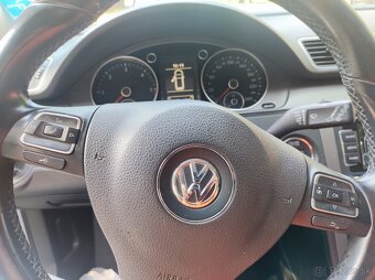 VW Passat - 6