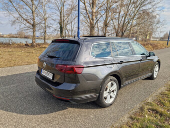 Volkswagen Passat Variant 2.0 TDI EVO Business DSG PANO - 6