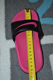 Šlapky NIKE v.29,5cm TOP STAV...19,3cm - 6