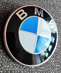 znak na kapotu na BMW - č.2 - 6