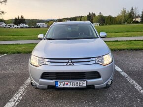 Mitsubishi Outlander 3 - 6