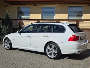 BMW Rad 3 Touring 330d xDrive A/T - 6