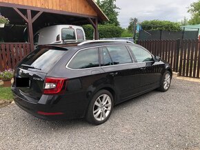 Škoda Octavia Combi 2.0 TDI Ambition DSG - 6