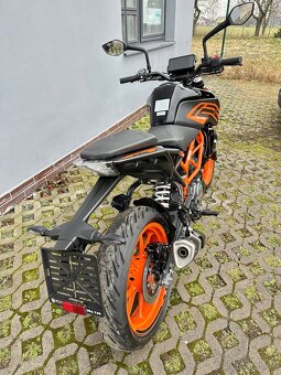 Ktm 125 duke - 6