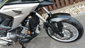 Honda NC 750 X DCT - 6