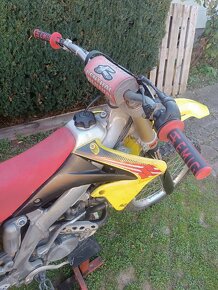 Suzuki rmz 250 - 6