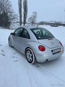 Volkswagen NEW BEETLE - 6