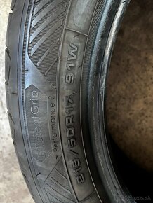 215/50R17 Good Year letne - 6