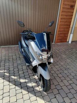 Yamaha n max 125 - 6