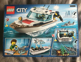 Lego City Ocean Exploration Set #60264 a #60221 - 6