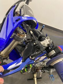 Yamaha yzf 250 - 6