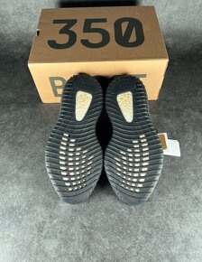 Adidas Yeezy 350 Oreo - 6