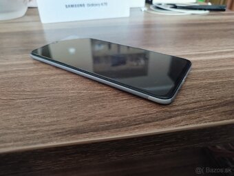 SAMSUNG Galaxy A70 - 6