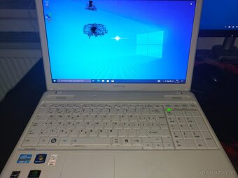 Toshiba Satellite C660-1X2 - 6