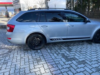 Škoda Octávia Combi 3 2.0 TDI CR DSG - 6