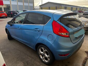 Ford Fiesta - 6