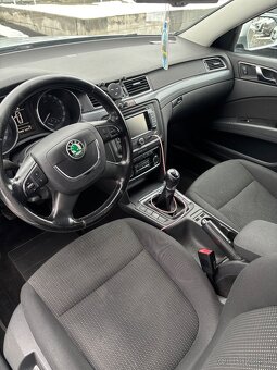 Škoda superb 1.6 tdi 2011 - 6