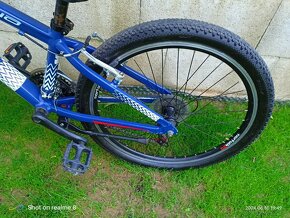 Juniorsky bicykel CALIFORNIA 24" - 6