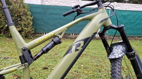 Predám celoodpružený ebike Raymon Trailray 160E 8.0 XL - 6