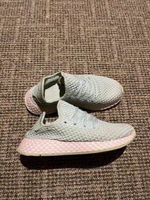 16x Dámské sportovní tenisky Adidas Deerupt Runner - 6