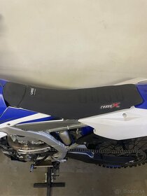 Yamaha yzf250 - 6