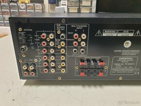 Receiver  ONKYO - 6