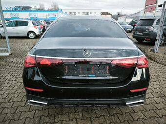 Mercedes-Benz E trieda Sedan 2.0i Hybrid AMG - 6