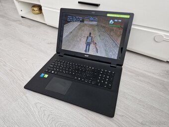 Acer Aspire ES1 17,3" 4jadro,8gbRAM,SSDhdd,GeForce - 6