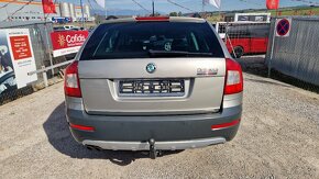 Škoda Octavia Combi 2.0 TDI CR DPF 4x4 Scout - 6