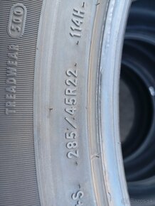 285/45 R22  Goodyear - 6