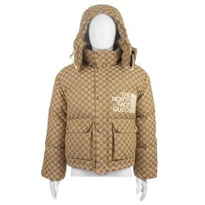 Predám luxusnú zimnú bundu The North FACE Gucci Oversize - 6