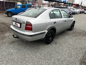 Škoda Octavia 1.6 LX - 6