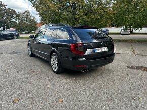 Škoda Superb 2.0 Tdi Facelift - 6