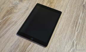 Apple iPad 6 32gb - 6