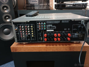 Yamaha RX-V440 Receiver - 6