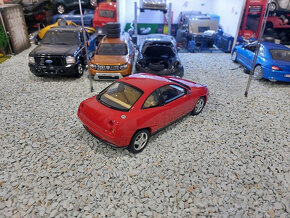 model auta Fiat Coupe Turbo 20V 1997 Otto mobile 1:18 - 6