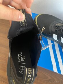 Adidas NMD V3 Black Gold US10 - 6