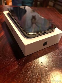 Iphone 15 pro 1 TB - 6