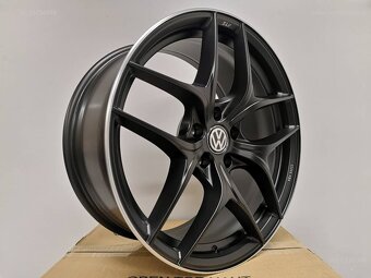 8,5J R19 5x112 ET47 Vw Passat, Golf alu disky 1215 - 6