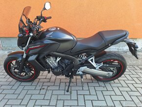 Predám Hondu CB650F r.v.2015 s ABS naj. 12500 km. - 6