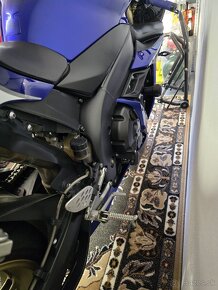 Yamaha R1 r.v.2005 servisovana 3xklic STK do 6.28 - 6