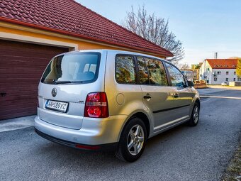 Volkswagen Touran 1.9TDI 7miest. - 6