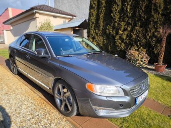 Volvo S80 D5 - manuál - 6