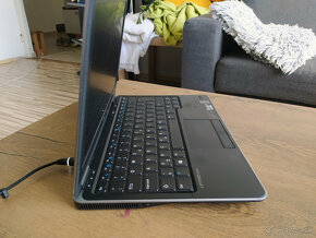 notebook Dell E7240 - Core i5, 8GB DDR3, 240GB SSD, nová bat - 6