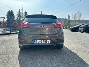 Kia Cee´d 1.6 CRDi EX/Gold - 6