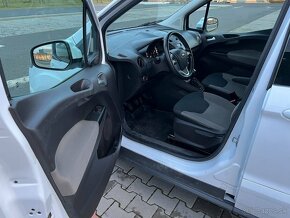 Ford Tourneo Courier 1.0 turbo 74kw 1. maj. ČR DPH - 6