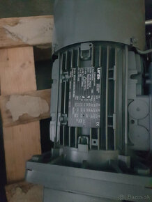 elektromotor s prevodovkou lenze - 6