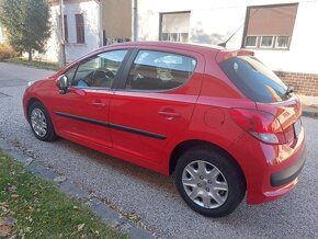 Peugeot 207 1.4 - 6