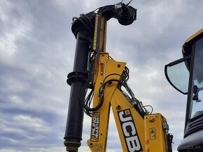 JCB 4CX Vrtná súprava - 6