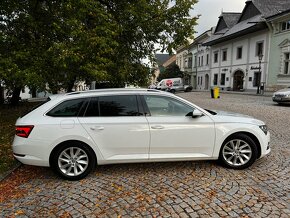 Škoda Superb Combi 2,0 TDI Style - 6